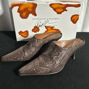 Donald J. Pliner snake skin slides